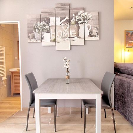 Chez Emilie Et John Apartment Сент Етиен Екстериор снимка